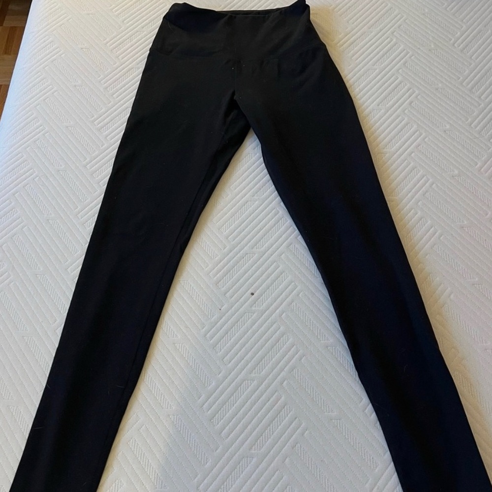 ZELLA | BLACK LEGGINGS